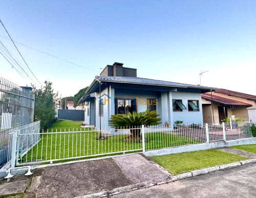 Casa / Sobrado à venda em Jardim Panorâmico, Ivoti