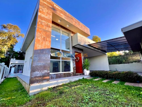 Casa / Sobrado à venda em Jardim Panorâmico, Ivoti