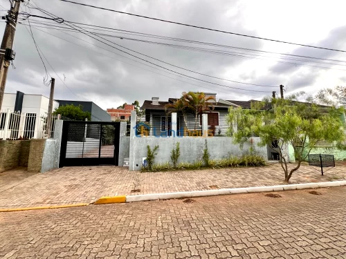 Casa / Sobrado à venda em Jardim Panorâmico, Ivoti