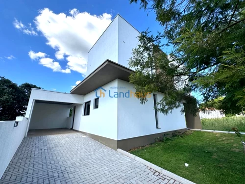 Casa / Sobrado à venda em Centro, Presidente Lucena