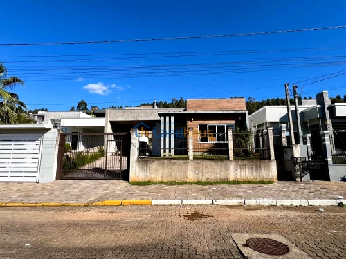 Casa / Sobrado à venda em Jardim Panorâmico, Ivoti