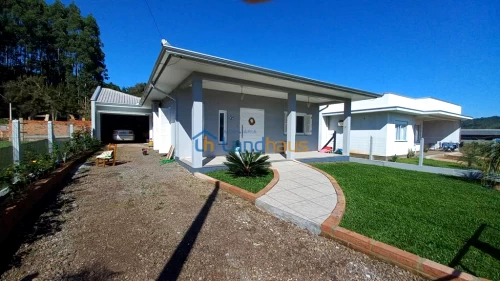 Casa / Sobrado à venda em Centro, Presidente Lucena