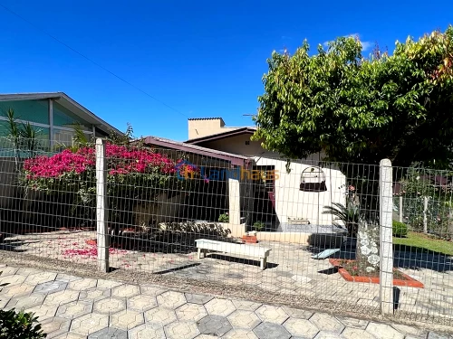 Casa / Sobrado à venda em Travessão, Dois Irmãos