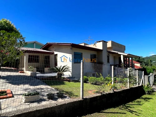 Casa / Sobrado à venda em Travessão, Dois Irmãos