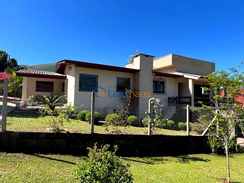 Casa / Sobrado à venda em Travessão, Dois Irmãos
