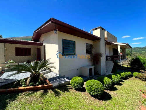 Casa / Sobrado à venda em Travessão, Dois Irmãos