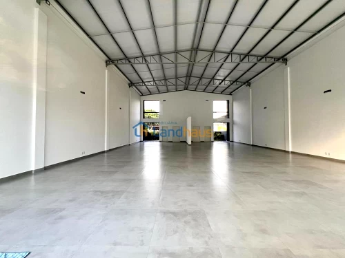 Sala / Loja à venda em Farroupilha, Ivoti