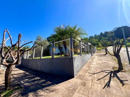 Casa / Sobrado à venda em Jardim Bühler, Ivoti