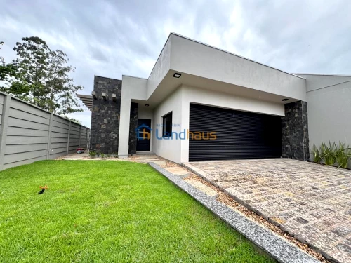 Casa / Sobrado à venda em Centro, Presidente Lucena