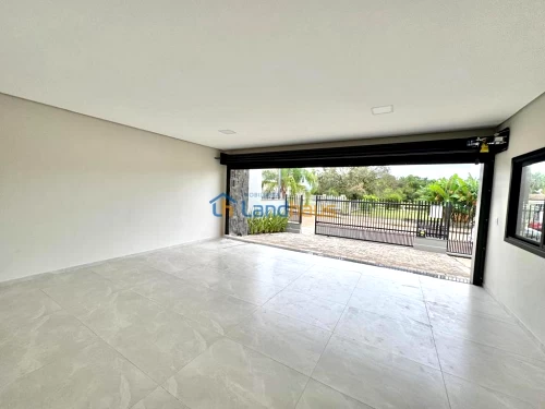Casa / Sobrado à venda em Centro, Presidente Lucena