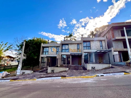 Casa / Sobrado à venda em Concórdia, Ivoti