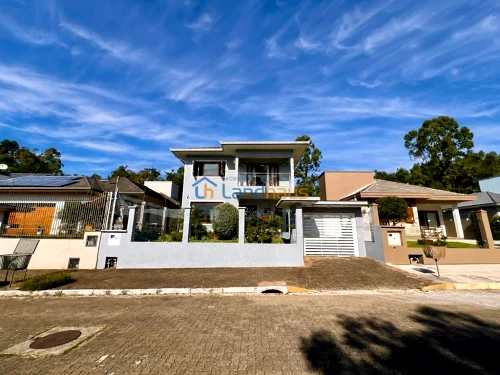 Casa / Sobrado à venda em Jardim Panorâmico, Ivoti