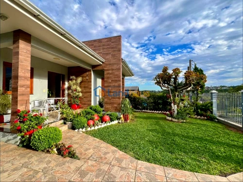 Casa / Sobrado à venda em Jardim Bühler, Ivoti