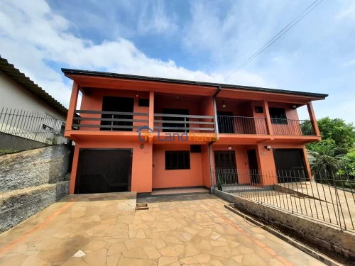 Casa / Sobrado à venda em Bom Jardim, Ivoti