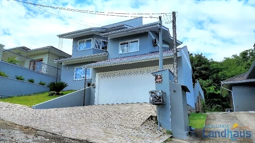 Casa / Sobrado à venda em Farroupilha, Ivoti
