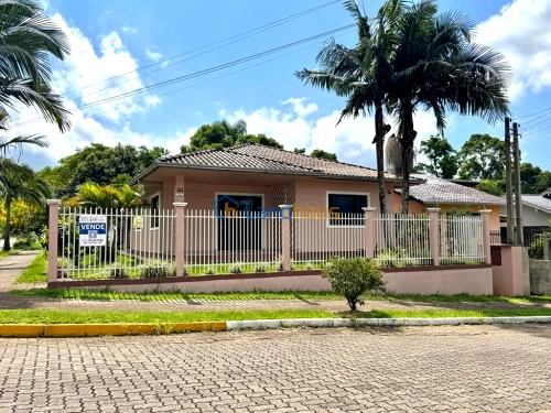 Casa / Sobrado à venda em Jardim Panorâmico, Ivoti