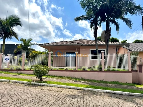 Casa / Sobrado à venda em Jardim Panorâmico, Ivoti